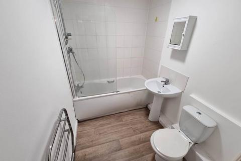 2 bedroom flat to rent, Equity Chambers, Picadilly, Bradford