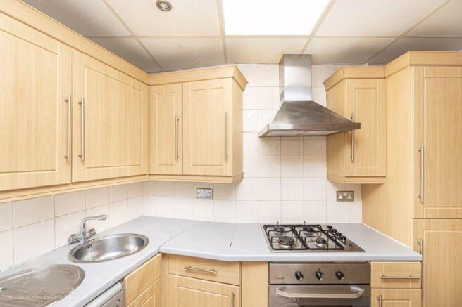 Kitchen 1.jpeg
