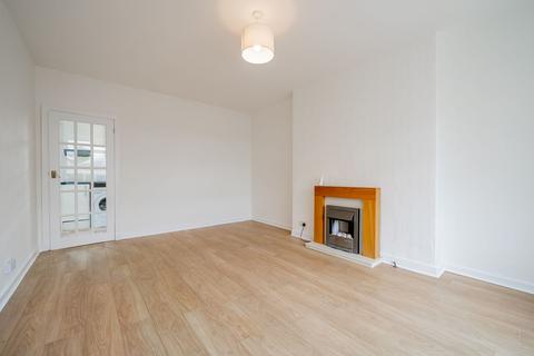 38 Monteith Gardens, Clarkston, Glasgow, G76 8NU