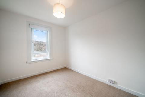 38 Monteith Gardens, Clarkston, Glasgow, G76 8NU