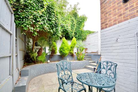 undefined, Summers Row, Barnet N12