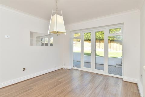 4 bedroom detached house for sale, Treetops Close, Brighton, East Sussex