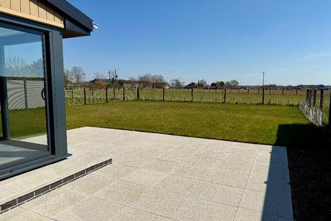 3 bedroom bungalow to rent, Folly Lane, Lawshall IP29