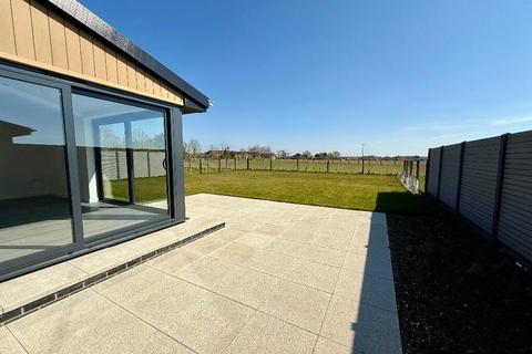 3 bedroom bungalow to rent, Folly Lane, Lawshall IP29