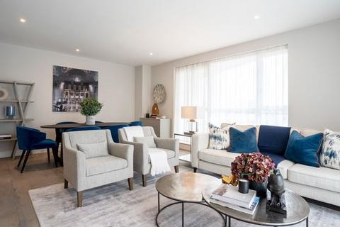 2 bedroom flat to rent, 39 Westferry Circus, E14