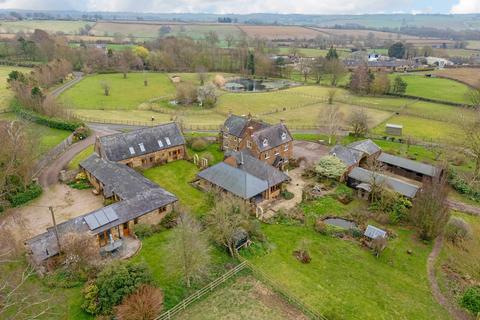 11 bedroom country house for sale, Warkworth Banbury, Oxfordshire, OX17 2AG