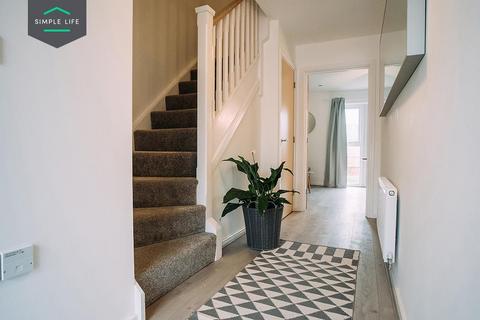 4 bedroom detached house to rent, Barmoor Close, Drakelow