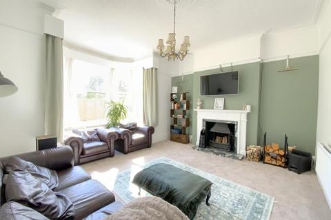 5 bedroom semi-detached house for sale, Humberston Avenue, Humberston