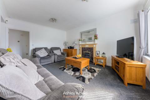 2 bedroom detached bungalow for sale, Spinners End Drive, Cradley Heath B64