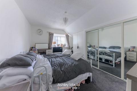 undefined, Spinners End Drive, Cradley Heath B64