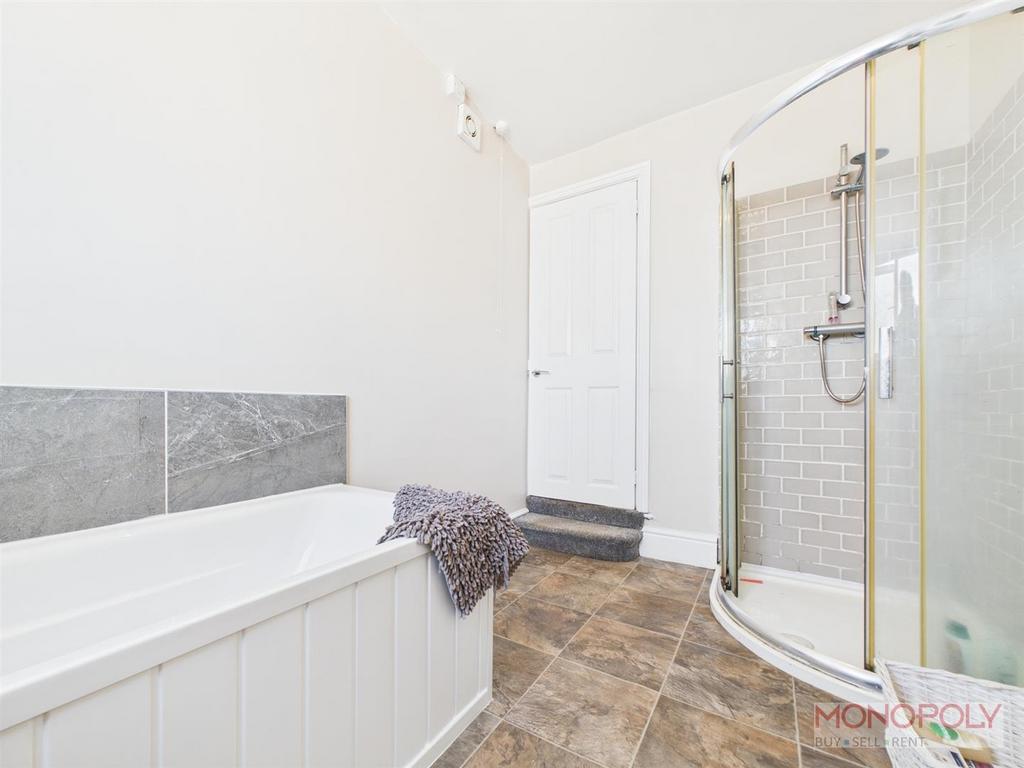 CAM03815 G0-PR0222-STILL010.jpg