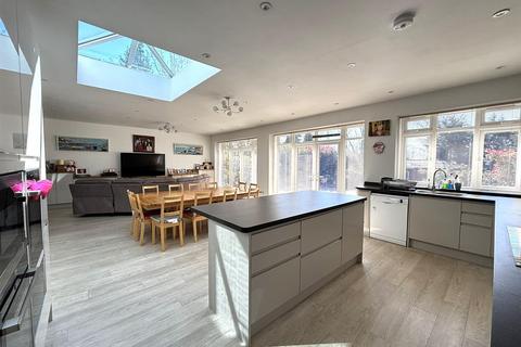 6 bedroom detached house for sale, Millway, Mill Hill, NW7 3JL