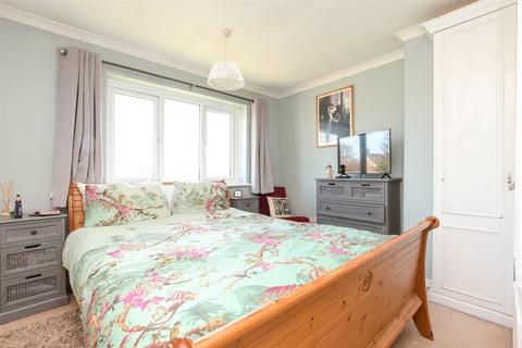 6 Barrington Road, Crawley, RH10 6DE