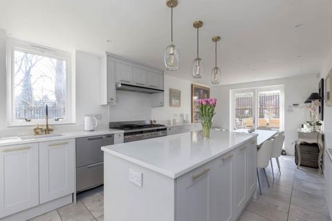21 Easter Steil, Edinburgh, EH10 5XE