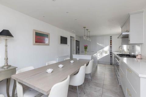 21 Easter Steil, Edinburgh, EH10 5XE