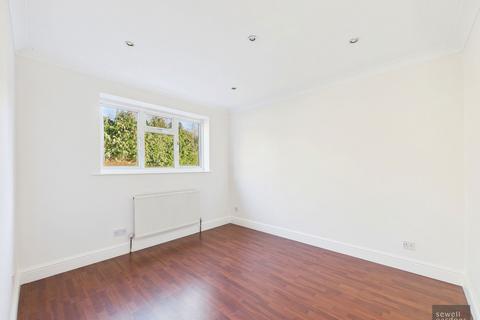 2 Ash Vale, Maple Cross, Rickmansworth, WD3 9UJ