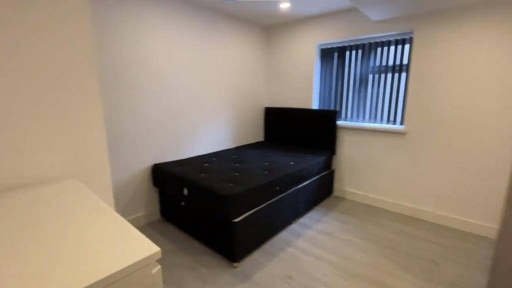 Bedroom 2.png