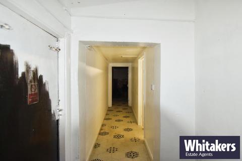 Studio to rent, Commercial Unit, Chanterlands Avenue, Hull