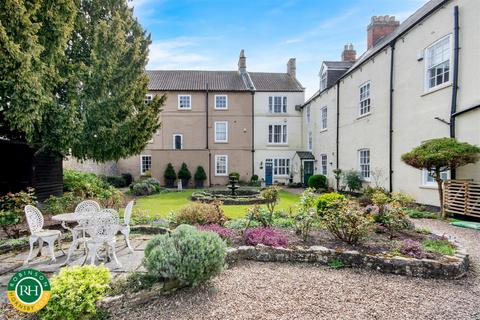3 bedroom terraced house for sale, Dam Road, Tickhill, Doncaster