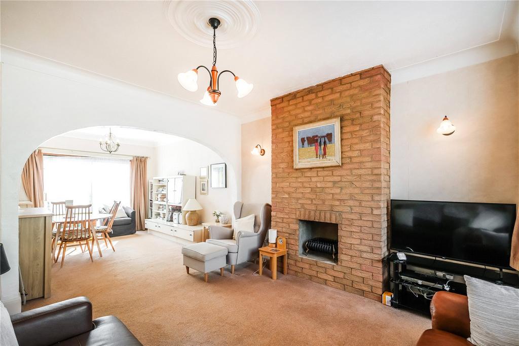 Living/Dining Room