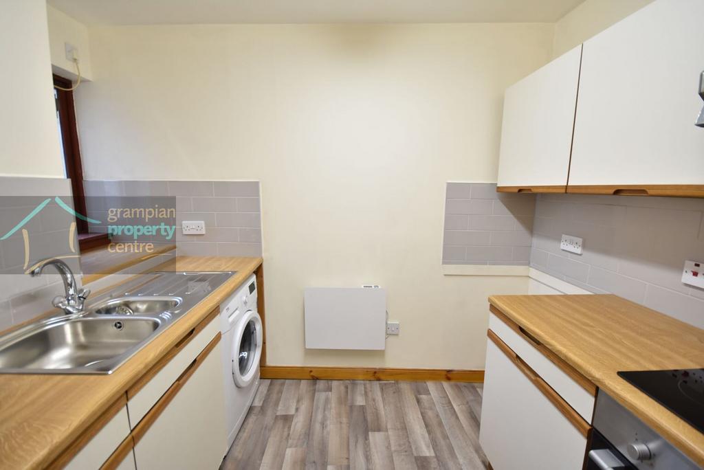 Kitchen 2nd .JPG
