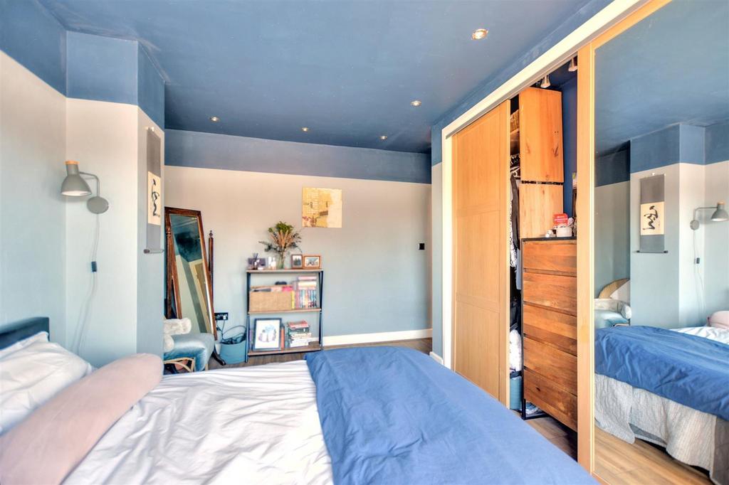 Bedroom 1 2.jpeg