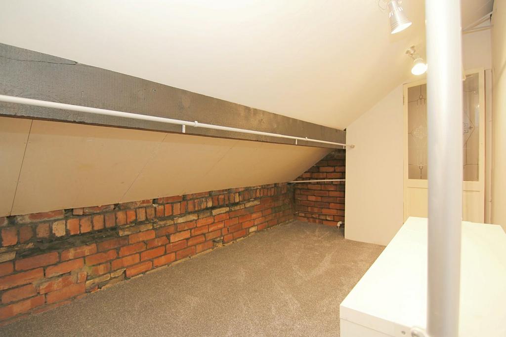Walk in wardrobe