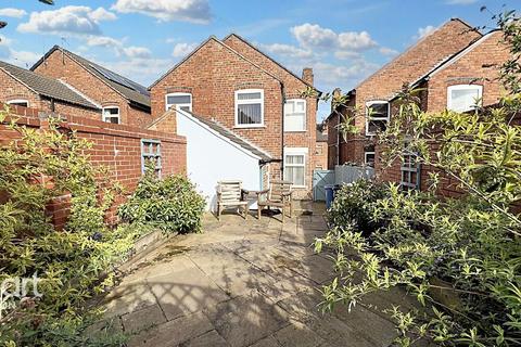 3 bedroom semi-detached house for sale, Flamstead Road, Ilkeston