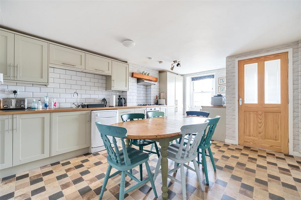 Breakfast kitchen