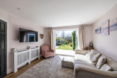 47 Easter Way, South Godstone, Godstone, RH9 8HG