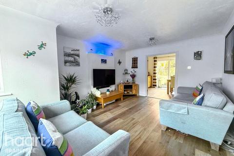 12 Pintail Crescent, Great Notley, Braintree, CM77 7WR