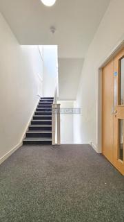1 bedroom in a flat share to rent, Threadworks, Threadneedle Street, Huddersfield, HD1 2HF