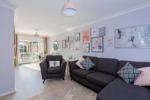27 Barn Drive, Maidenhead, SL6 3PR