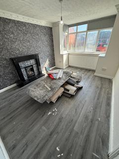 4 bedroom semi-detached house for sale, Alexandra Road, Tipton DY4