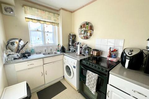 2 Polsten Mews, Enfield, EN3 6YF