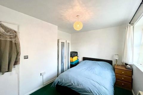 2 Polsten Mews, Enfield, EN3 6YF
