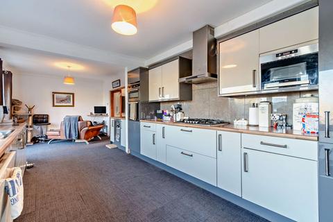 4 bedroom semi-detached house for sale, Hammer Lane, New Sharlston, Wakefield, WF4