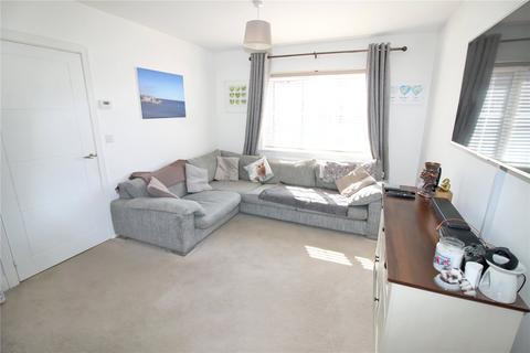 35 Fortuna Road, Blunsdon, Swindon, SN26 7AT