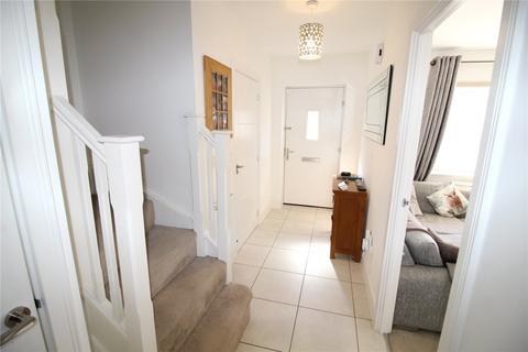 35 Fortuna Road, Blunsdon, Swindon, SN26 7AT