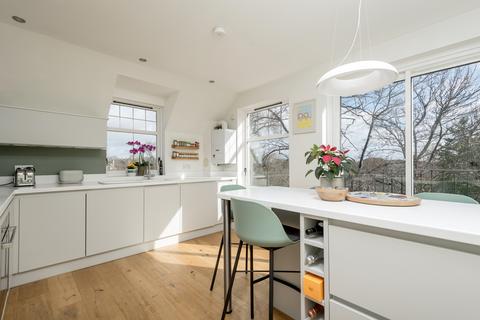 30/5 Easter Steil, Edinburgh, EH10 5XE