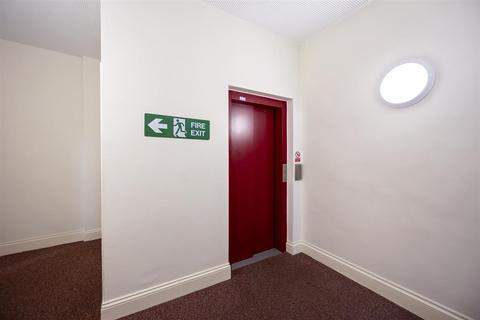 1 bedroom apartment for sale, Alexander Terrace, Worthing
