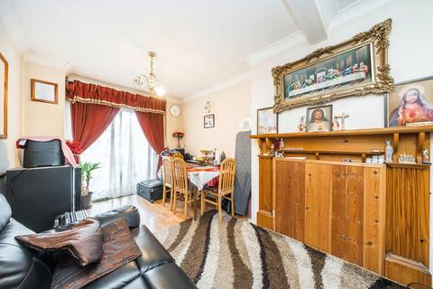 3 bedroom terraced house for sale, Barnsbury Crescent, Surbiton KT5