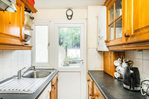 3 bedroom terraced house for sale, Barnsbury Crescent, Surbiton KT5