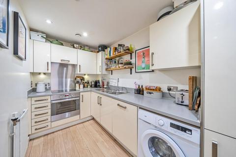 1 bedroom flat for sale, Robsart Street, Stockwell