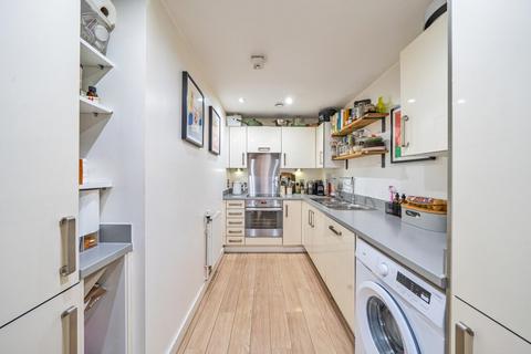 1 bedroom flat for sale, Robsart Street, Stockwell