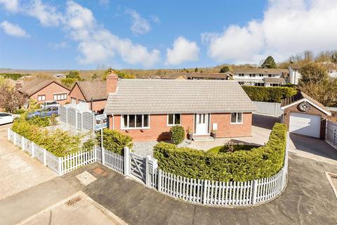 23 Bayhams Field, Sharpthorne, East Grinstead, RH19 4PZ