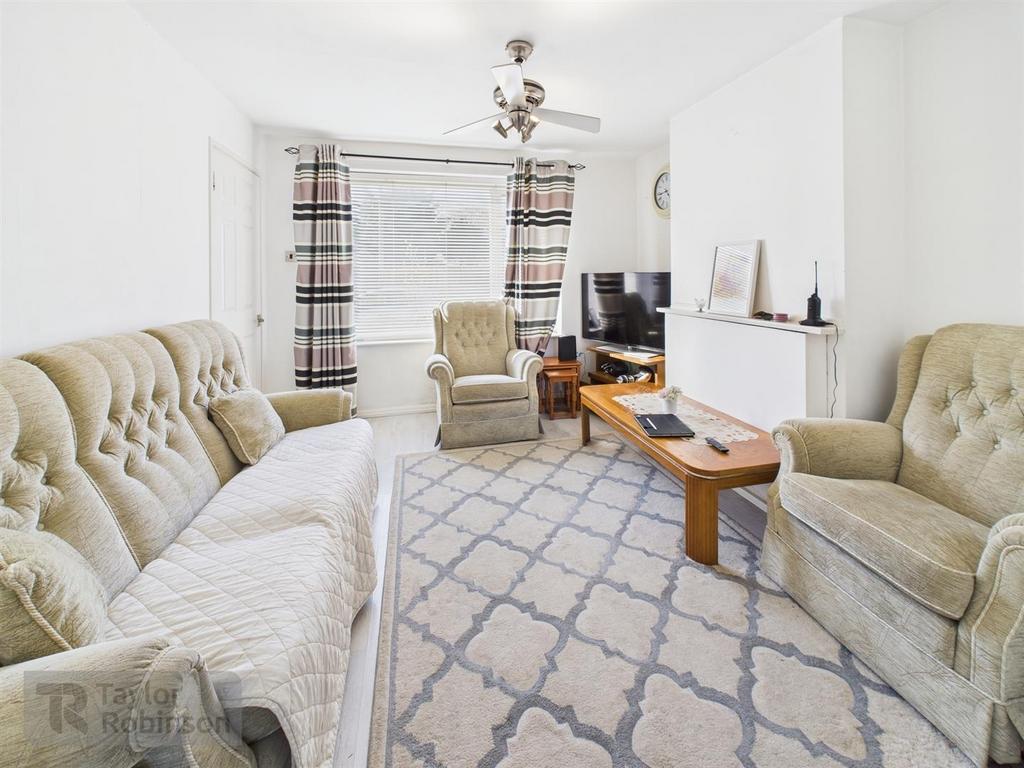 CAM02600 G0-PR0436-STILL010.jpg