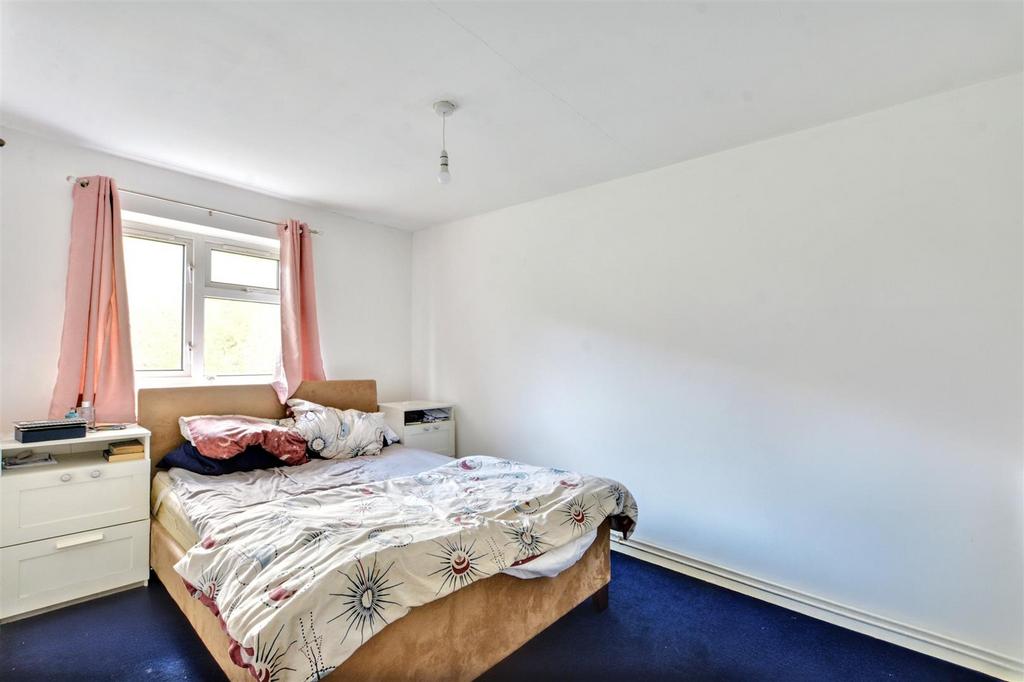 Bedroom 1.jpeg