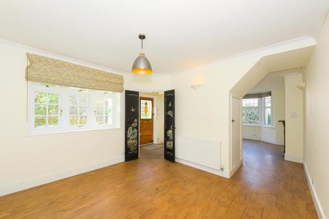 5 Lewins Road, Epsom, KT18 7TL
