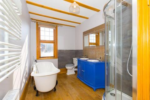 5 Lewins Road, Epsom, KT18 7TL